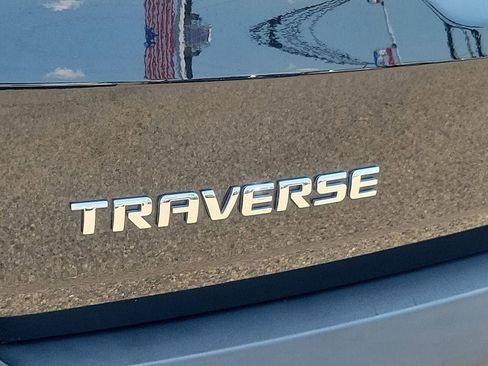 Used 2021 Chevrolet Traverse LS w/ LPO, Floor Liner Package image 28