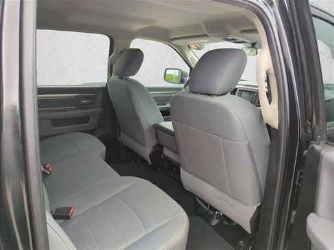 Used 2019 RAM 1500 Classic SLT AWD/4WD image 21