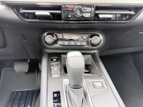 New 2026 Nissan Kicks SV AWD/4WD image 19