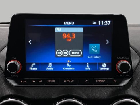 Used 2025 Nissan Sentra SV image 21