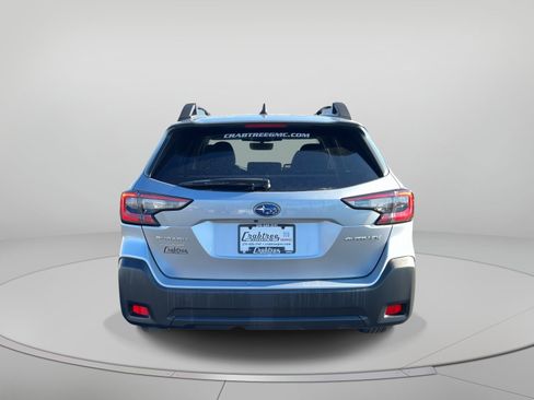 Used 2024 Subaru Outback Premium image 4