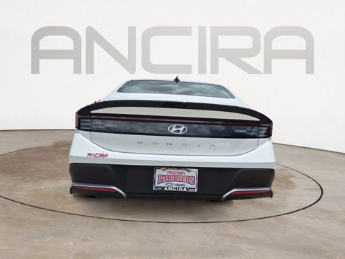 Used 2025 Hyundai Sonata SE FWD image 9