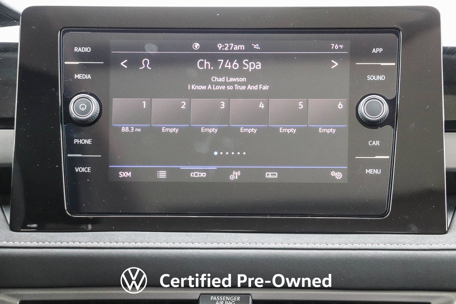 Certified 2025 Volkswagen Taos SE FWD image 16