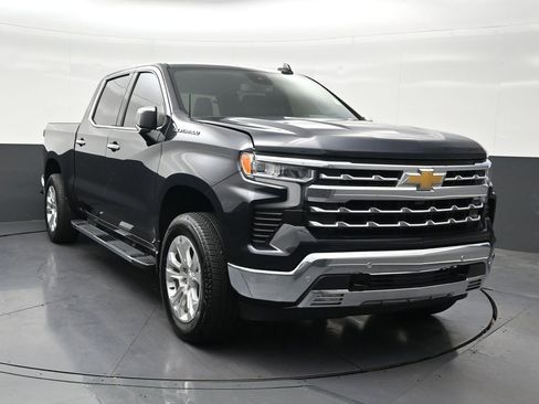 Used 2023 Chevrolet Silverado 1500 LTZ RWD image 8