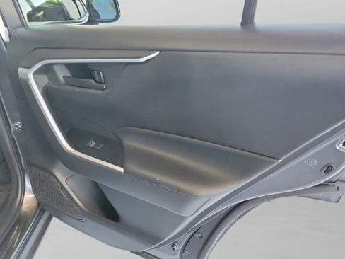 Used 2021 Toyota RAV4 LE image 38