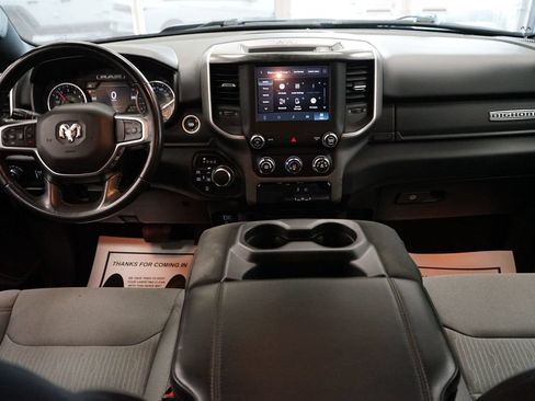 Used 2022 RAM 1500 Big Horn AWD/4WD image 40