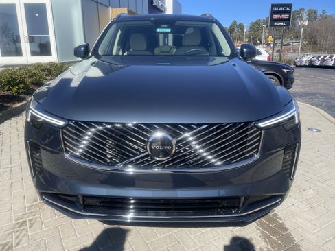 New 2026 Volvo XC90 T8 Ultra w/ Protection Package Premier image 2