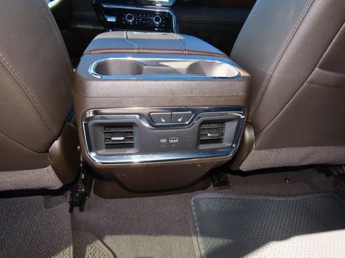 Used 2025 GMC Sierra 3500 Denali w/ Denali Reserve Package image 21