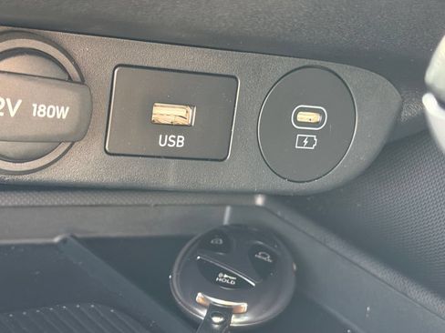 Certified 2026 Hyundai Elantra Sport FWD image 32