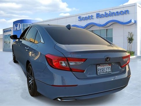 Certified 2021 Honda Accord Touring image 4