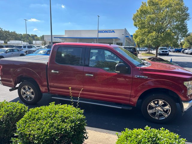 Used 2015 Ford F150 XLT w/ Equipment Group 302A Luxury RWD image 4