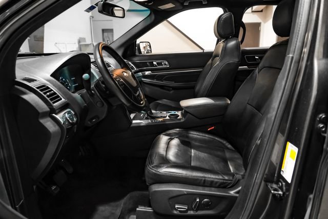 Used 2016 Ford Explorer Limited FWD image 4