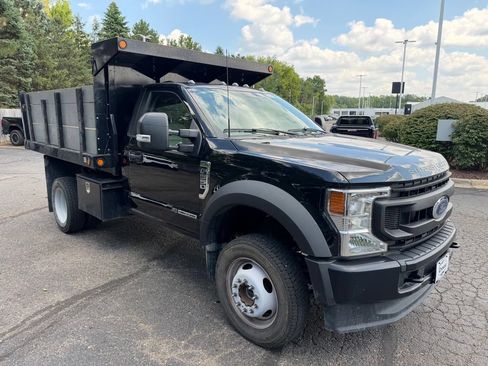 Used 2022 Ford F550 4x4 Regular Cab Super Duty w/ Power Equipment Group image 3