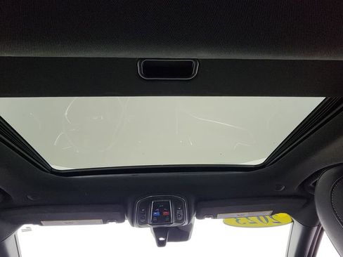 Used 2023 Jeep Grand Cherokee Altitude image 36