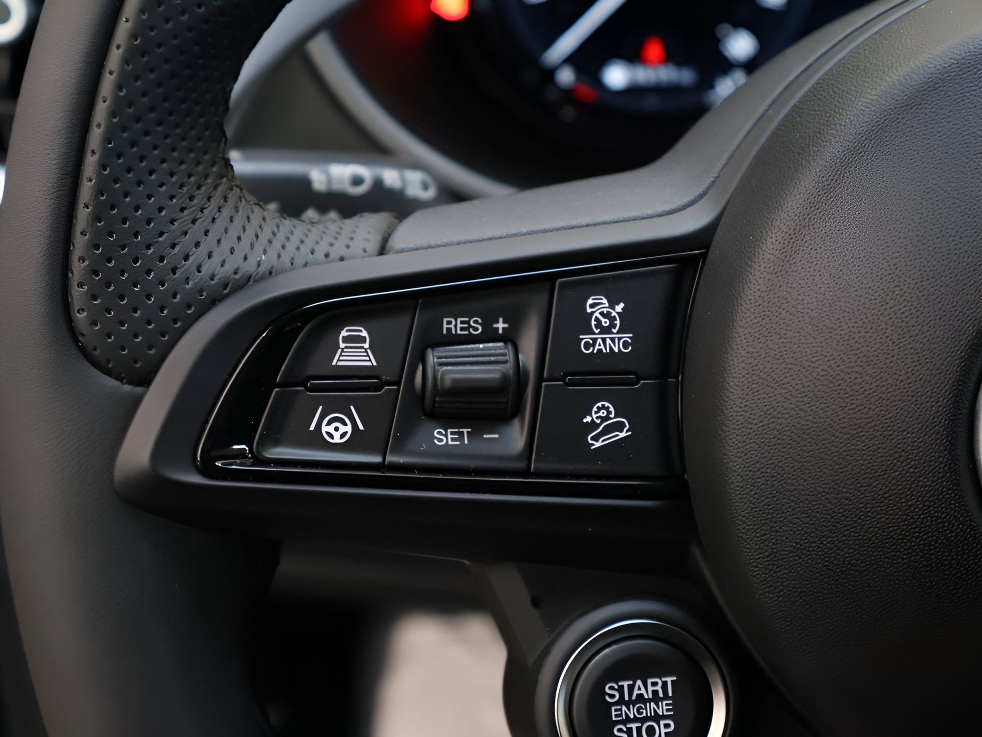 New 2026 Alfa Romeo Stelvio Sprint AWD/4WD image 28