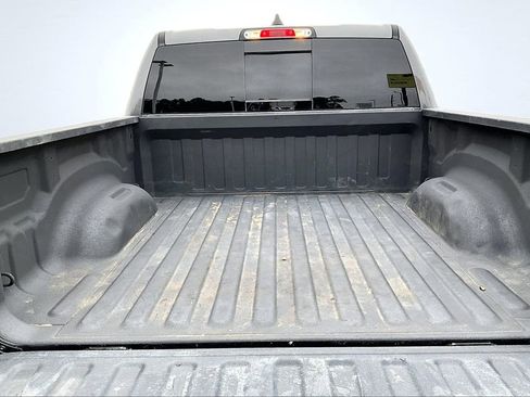 Used 2019 RAM 1500 Laramie image 17