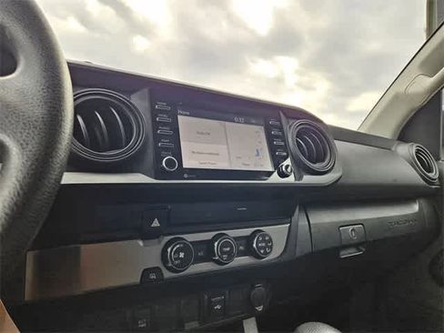 Used 2022 Toyota Tacoma SR image 23
