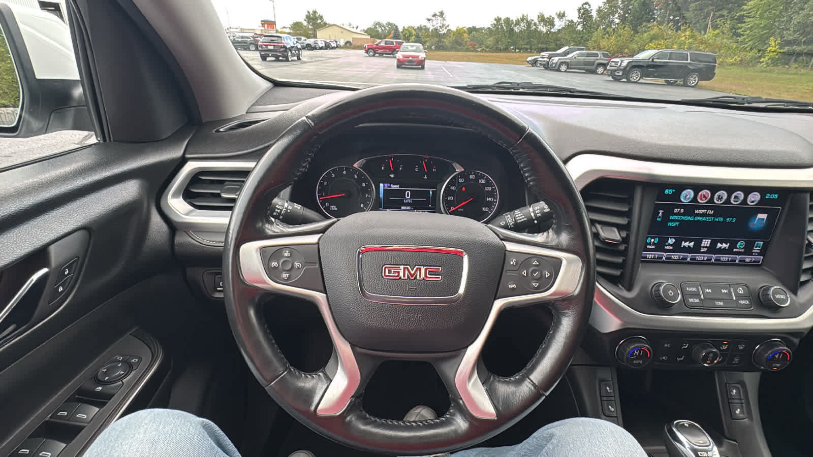 Used 2018 GMC Acadia SLT AWD/4WD image 11