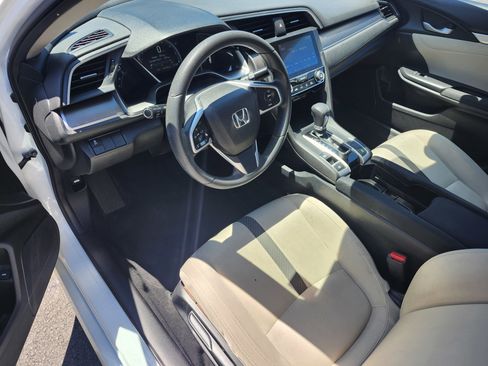 Used 2016 Honda Civic EX image 4