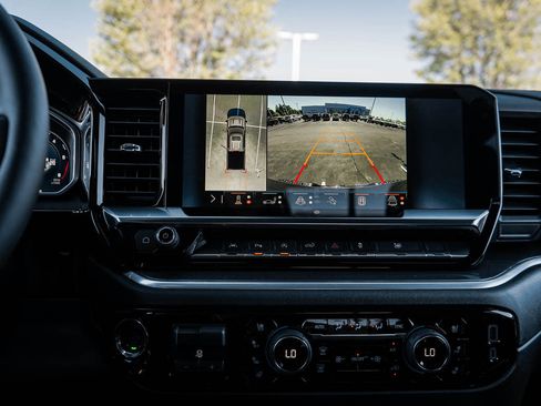 New 2026 Chevrolet Silverado 1500 High Country w/ Midnight Edition AWD/4WD image 23
