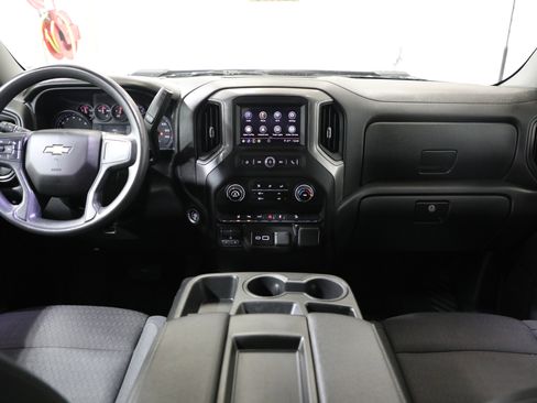 Certified 2024 Chevrolet Silverado 2500 Custom w/ Custom Value Package image 2