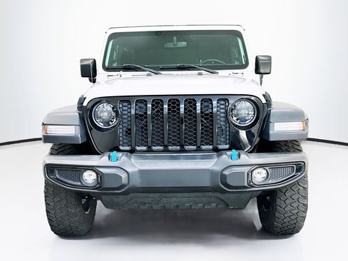 Used 2023 Jeep Wrangler Unlimited w/ Cold Weather Group image 2