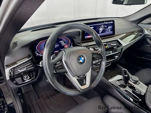 Certified 2023 BMW 540i xDrive w/ Premium Package AWD/4WD image 9