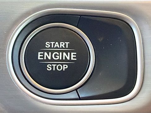 Used 2024 Mercedes-Benz G 63 AMG 4MATIC image 35