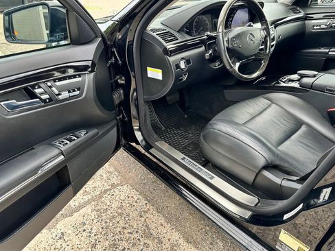 Used 2013 Mercedes-Benz S 550 4MATIC image 9
