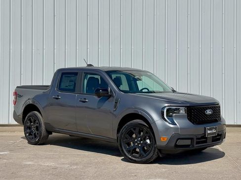 New 2026 Ford Maverick Lariat w/ Black Appearance Package AWD/4WD image 8