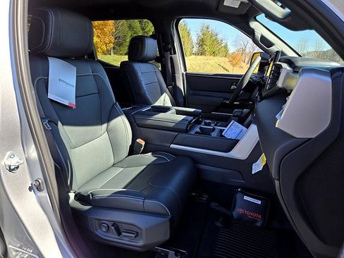 New 2026 Toyota Tundra Limited image 17