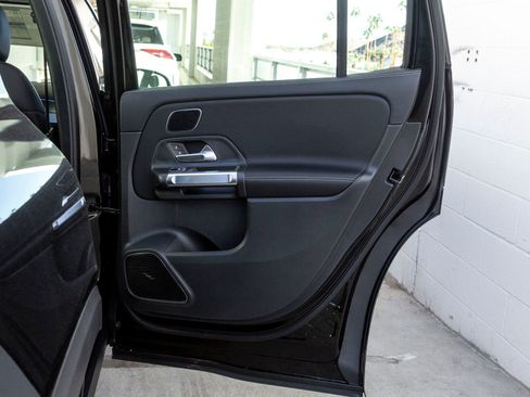 New 2026 Mercedes-Benz GLB 35 AMG 4MATIC image 21