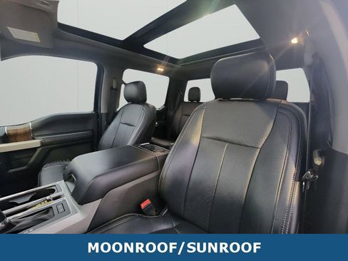 Used 2018 Ford F150 Lariat w/ Equipment Group 502A Luxury image 7