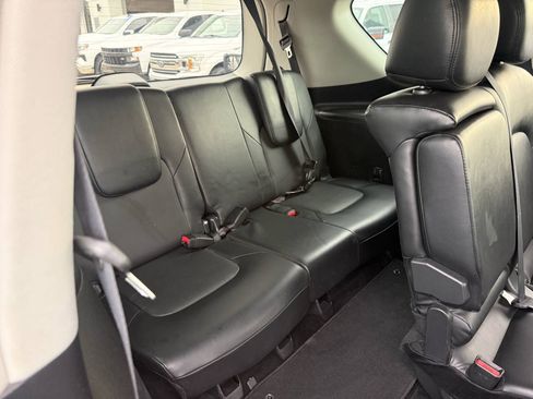 Used 2023 Nissan Armada SV RWD image 17