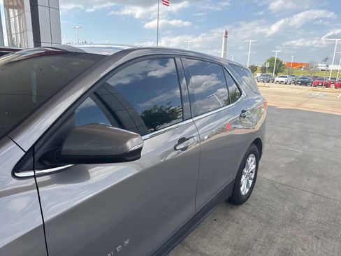 Used 2019 Chevrolet Equinox LT FWD image 5