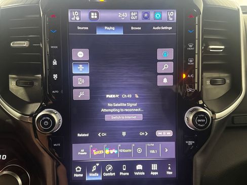 New 2026 RAM 1500 4x4 Crew Cab image 11