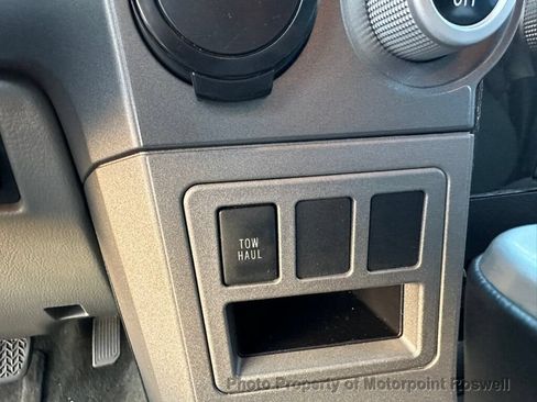 Used 2017 Toyota Sequoia SR5 RWD image 14