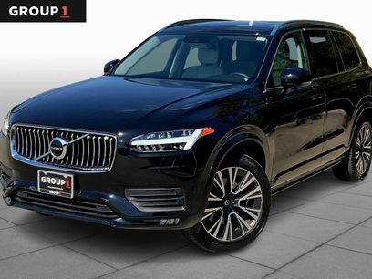 Used 2021 Volvo XC90 T5 Momentum w/ Climate Package