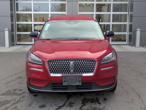 Used 2021 Lincoln Corsair AWD w/ Equipment Group 101A image 9