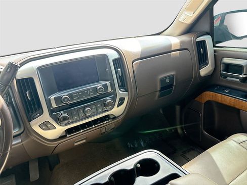 Used 2018 GMC Sierra 1500 SLT w/ SLT Preferred Package RWD image 24