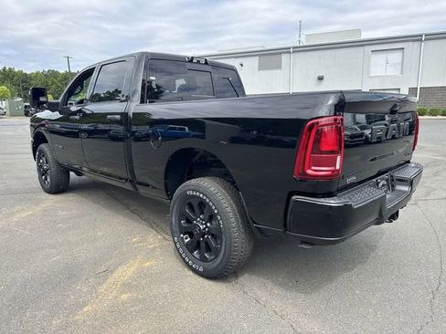 New 2026 RAM 2500 Big Horn AWD/4WD image 11