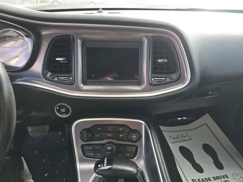 Certified 2022 Dodge Challenger GT image 11