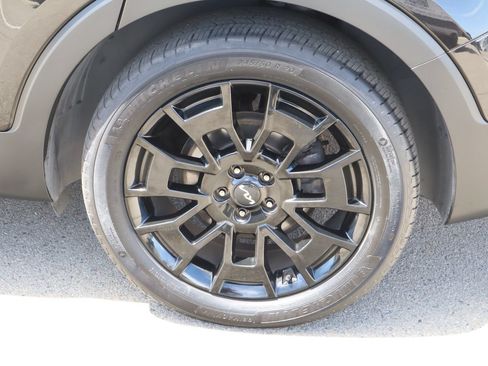 Used 2022 Kia Telluride EX w/ EX Premium Package AWD/4WD image 13