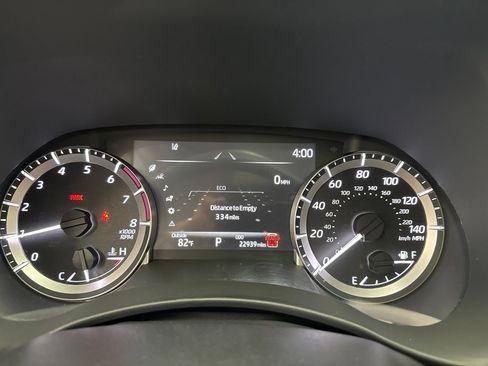 Used 2025 Toyota Highlander XLE AWD/4WD image 20