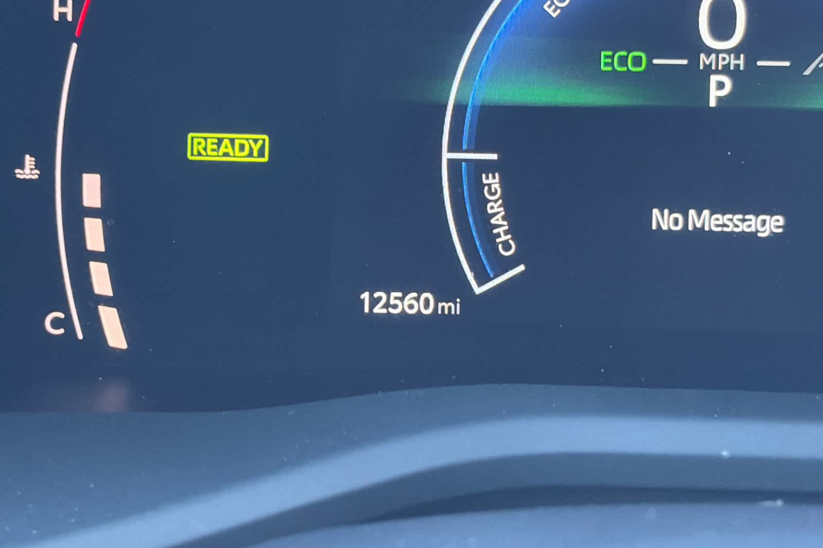 Used 2025 Toyota Camry SE FWD image 27