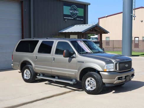 Used 2004 Ford Excursion Limited AWD/4WD image 15