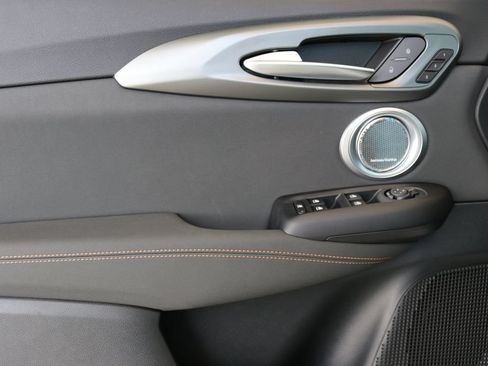 New 2025 Alfa Romeo Tonale w/ Premium Package AWD/4WD image 17
