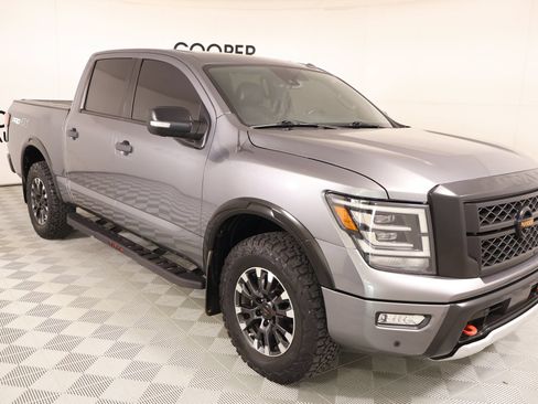 Used 2021 Nissan Titan PRO-4X w/ Pro-4x Convenience Package AWD/4WD image 1