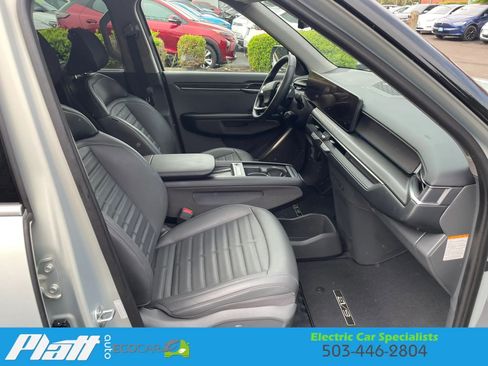 Used 2024 Kia EV9 Land AWD/4WD image 66