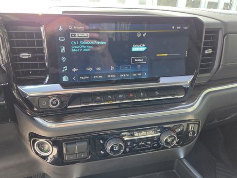 Certified 2025 Chevrolet Silverado 1500 LT Trail Boss w/ Convenience Package II AWD/4WD image 24